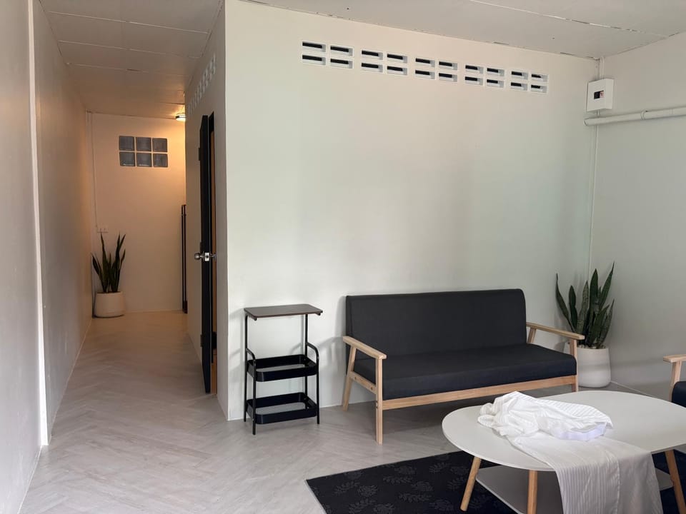 Hornbills Garden Apartment in Ko Chang