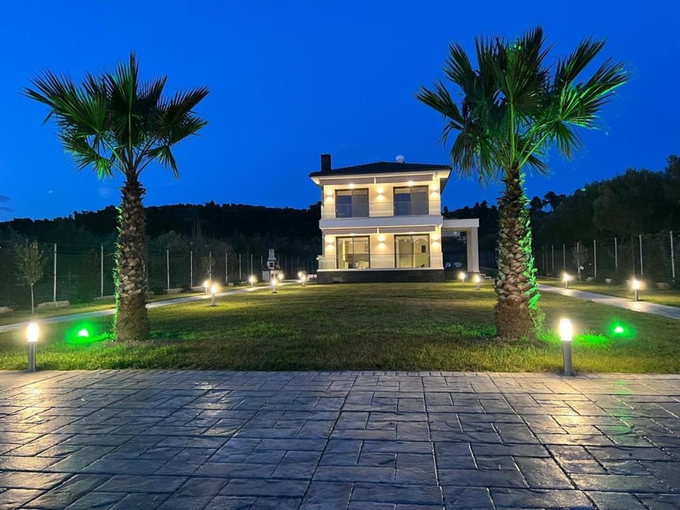 Villa Olivia Skioni Nature lodge in Halkidiki