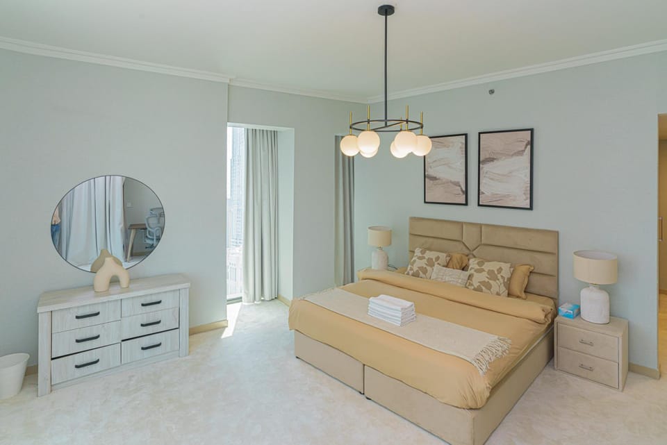 Rovostays Premium Private Room in Luxury Apartment Downtown Dubai Near Metro Apartment in Dubai