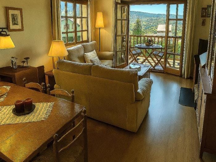 Duplex ideal familias, Piscina y Wifi Apartment in Cerdanya