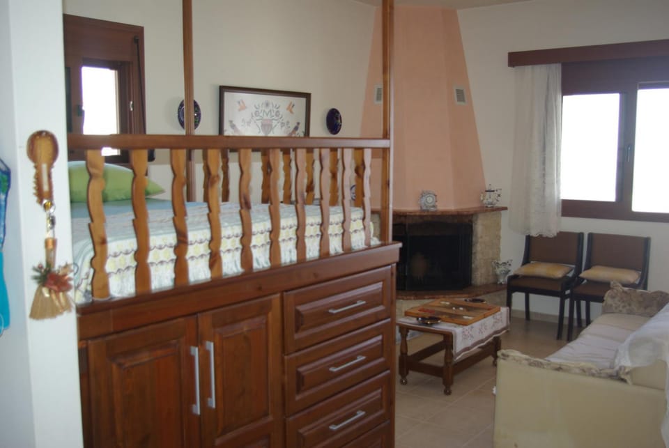 Living room, bunk bed