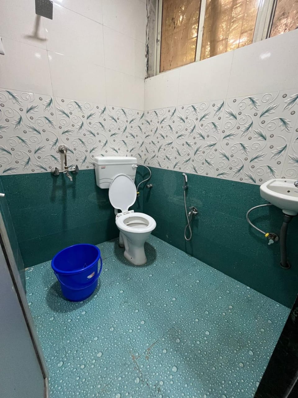Hotel Golden Inn Takshila Andheri Hotel in Mumbai