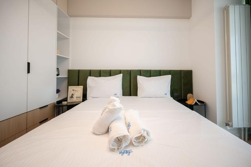 Green Serenity Apartment in Odyssey Pools Spa and Parking Apartment in Constanța County