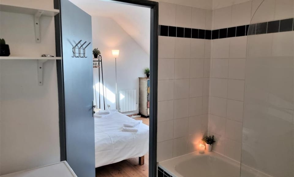 AGENCE MOMENT'APART St Louis Apartment in Lille