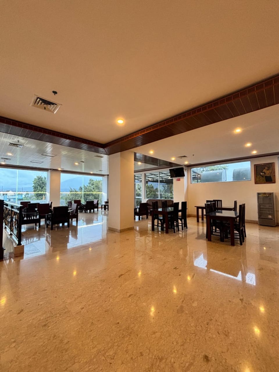 Business facilities, Swimming pool