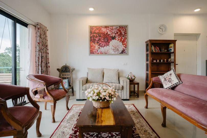 Living room, Seating area