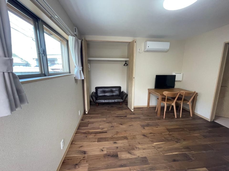 新築1棟貸切 連泊okセルフチェックイン ok一日一組の宿みやび Apartment in Japan
