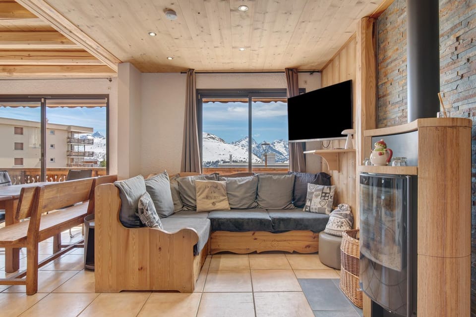 Property building, Living room