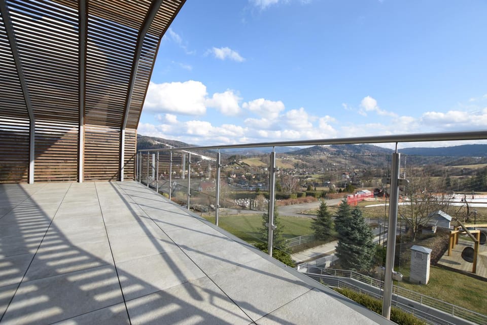 Spring, View (from property/room), Balcony/Terrace, Garden view, Mountain view