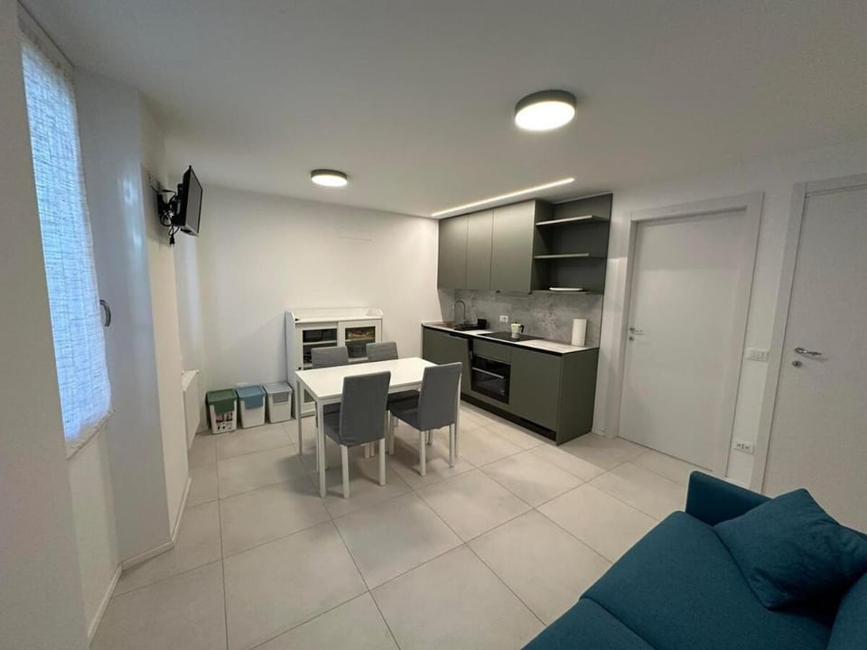 White Suite Lakeside Apartment in Tremezzina