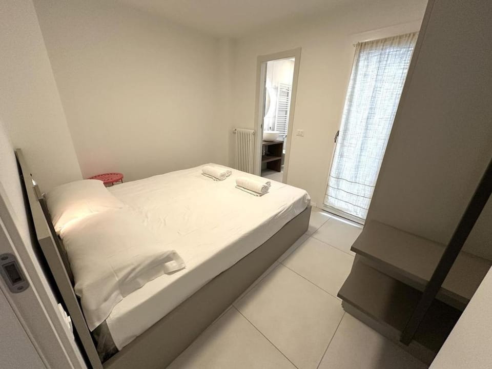 White Suite Lakeside Apartment in Tremezzina