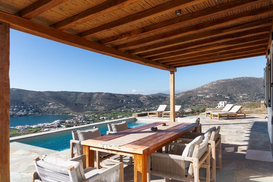City view, Pool view, Sea view, Sea view