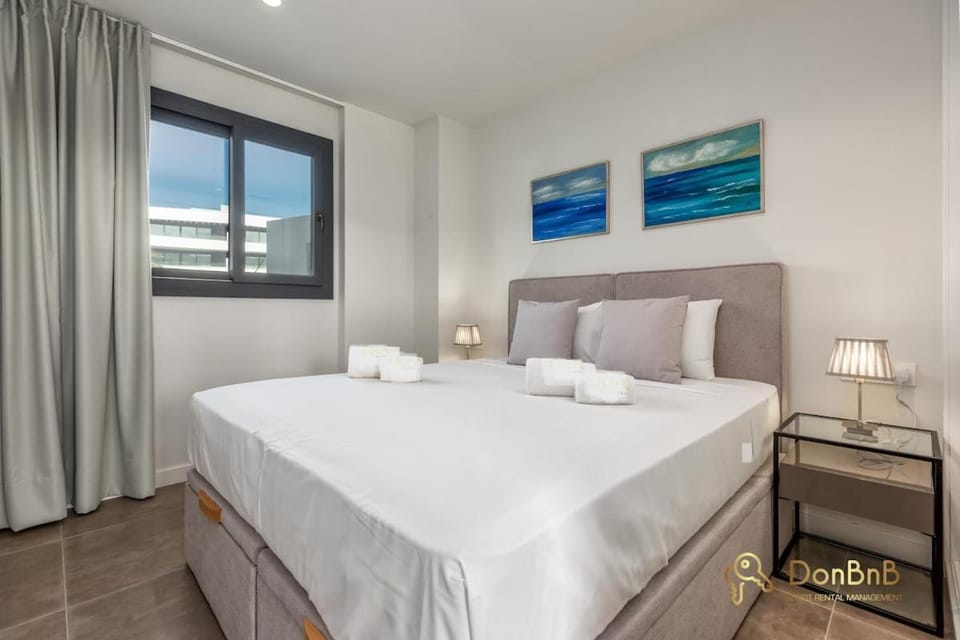 Premium apartment in Higuerón West Apartment in Fuengirola
