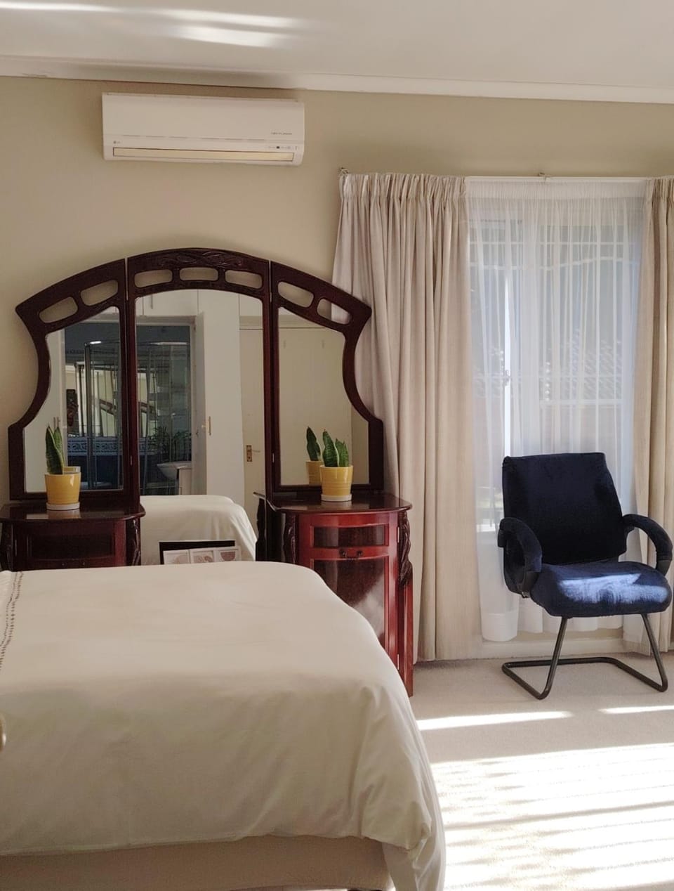 Intimate Chapters in Rubin Apartment in Port Elizabeth