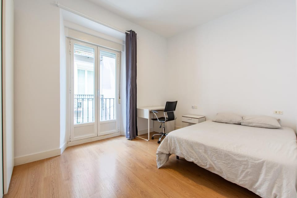 GRAN VIA 4 Habitaciones PRIME Apartment in Centro