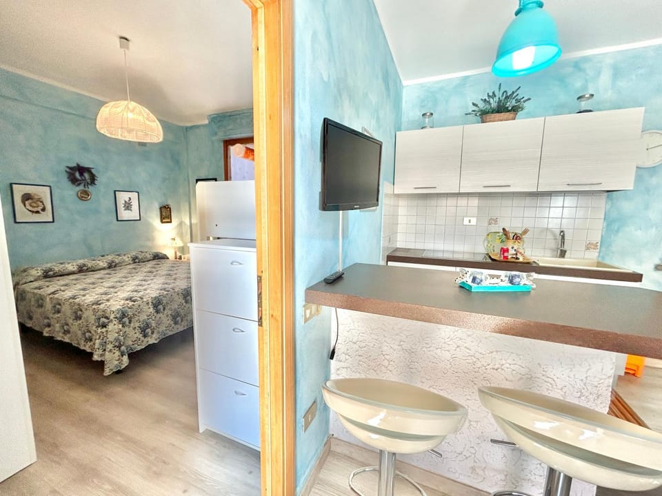 Living room, Bedroom