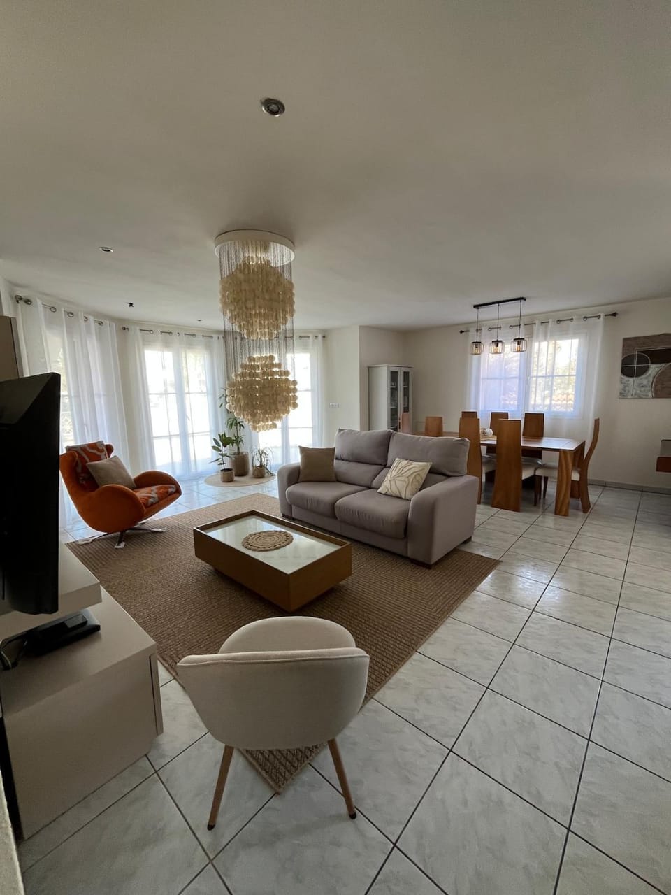 TV and multimedia, Living room, Seating area