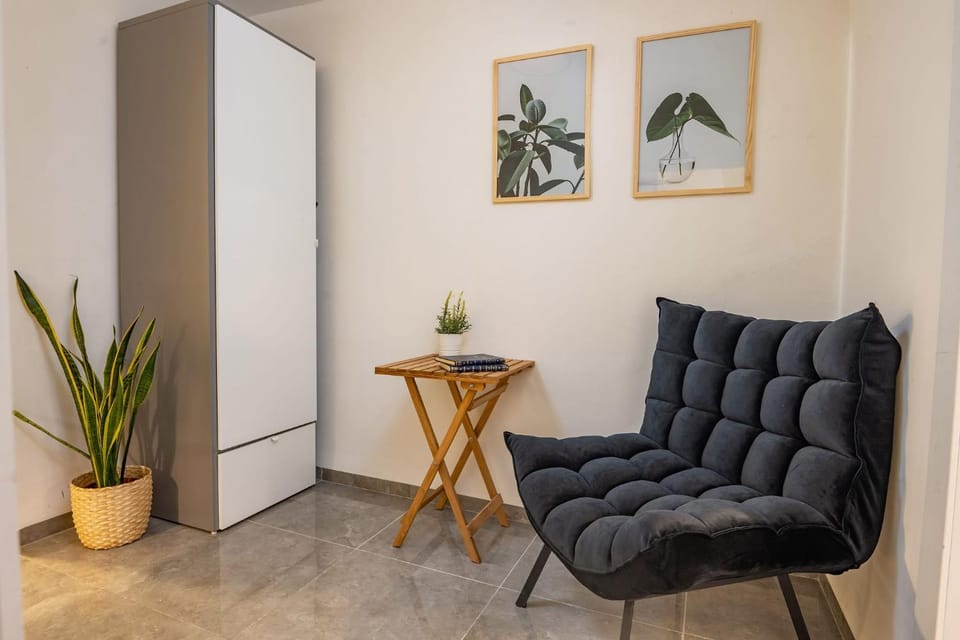 מרומים Apartment in North District
