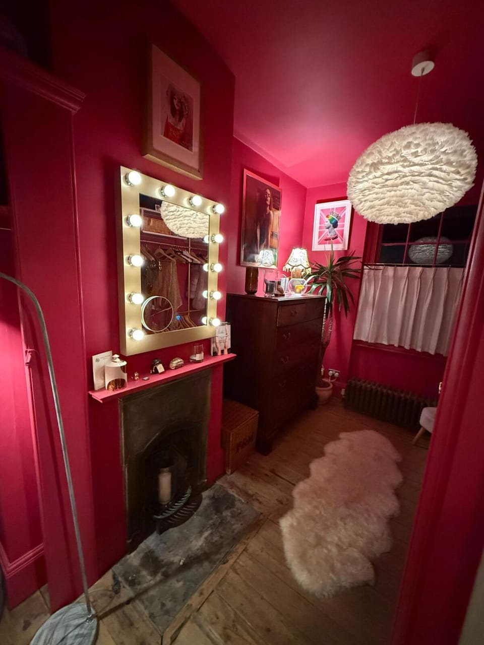 London's Wildest Stay - Sleeps 6 - Roof Terrace House in London Borough of Hackney