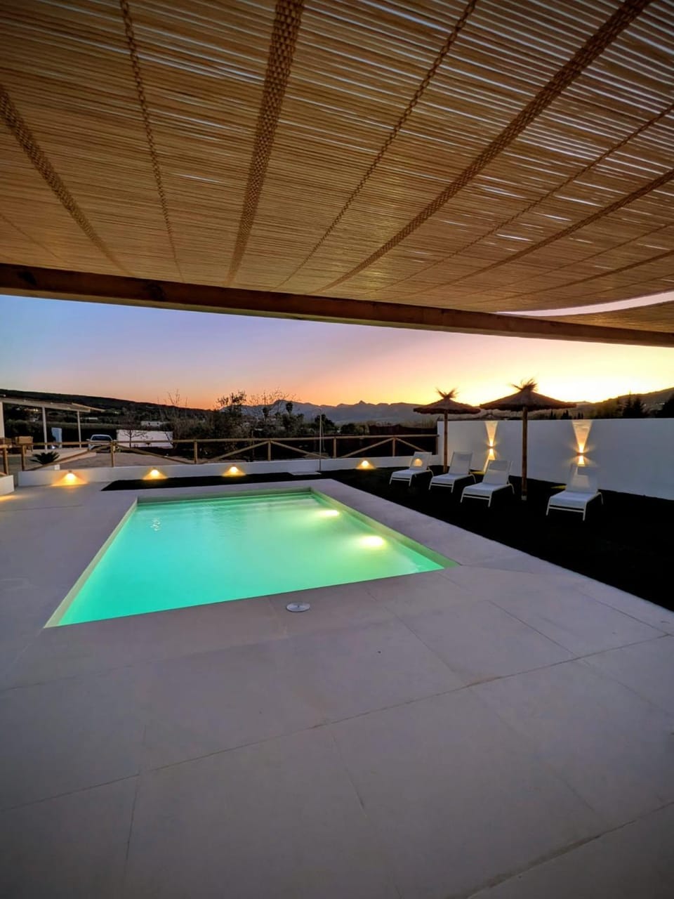 Off site, Sunset