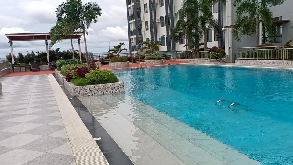 Arc Tower Condominium 1930 and 1727 Apartment in Cebu City