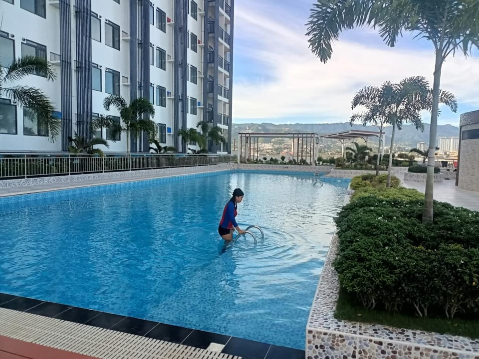 Arc Tower Condominium 1930 and 1727 Apartment in Cebu City
