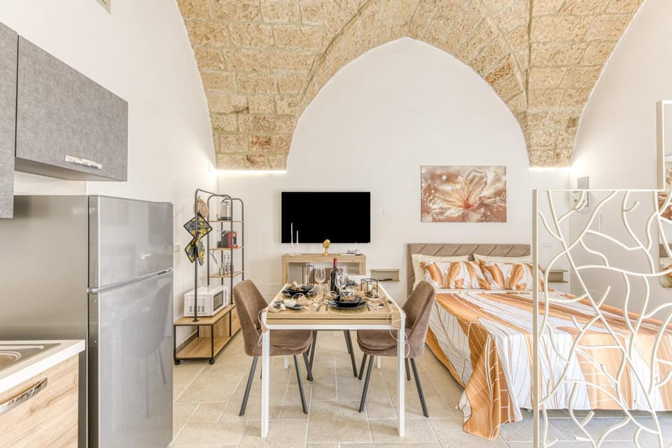Property building, Living room, Bedroom
