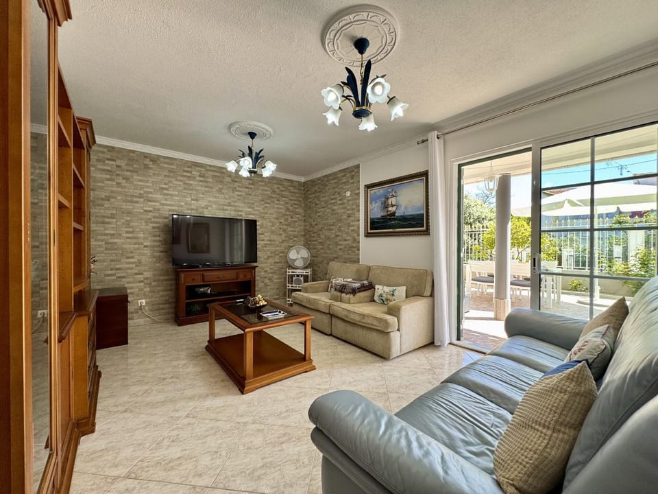 Communal lounge/ TV room, Living room