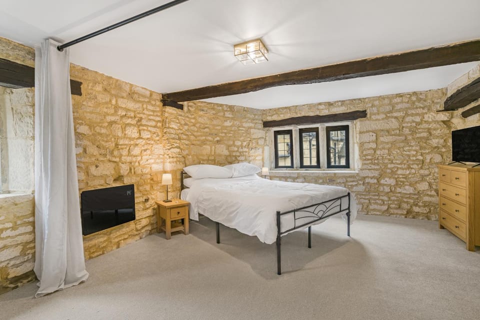 TV and multimedia, Bedroom