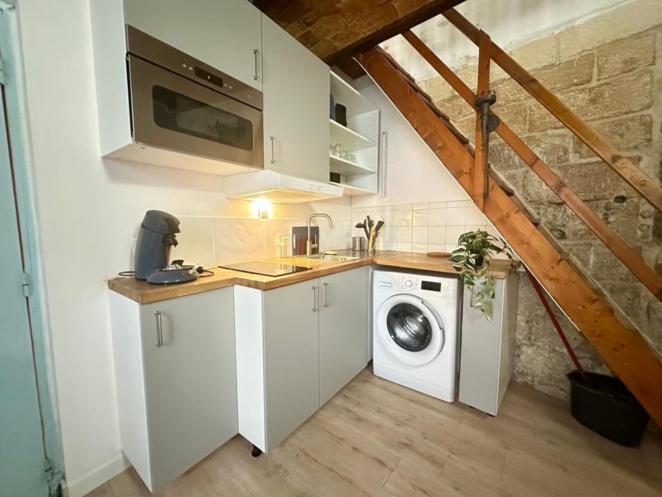 Petit nid douillet avec mezzanine Apartment in Avignon