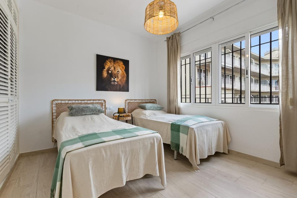 Sol Montemar 19 By IVI Real Estate Apartment in Torremolinos