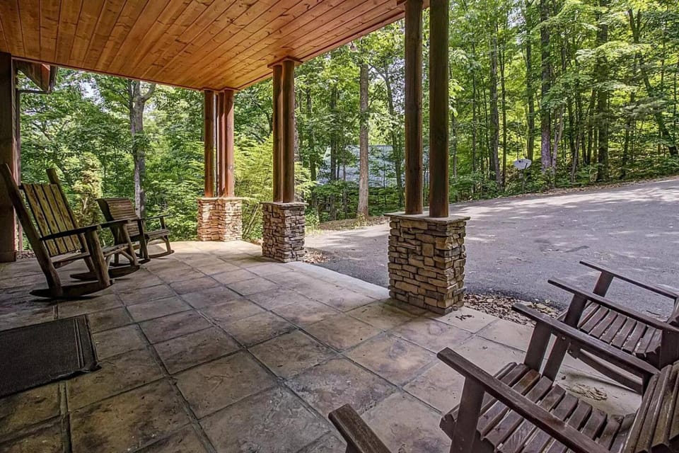 Arrowhead Lodge: Peaceful Escape House in Pittman Center