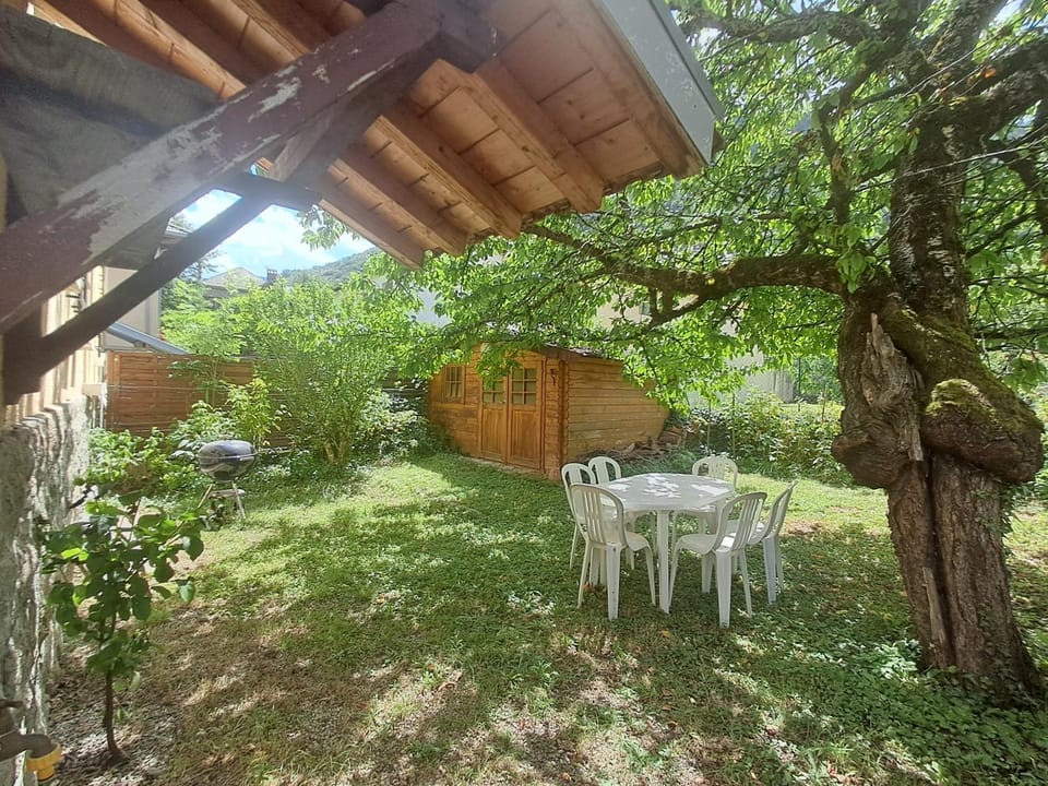 Patio, Day, Garden view
