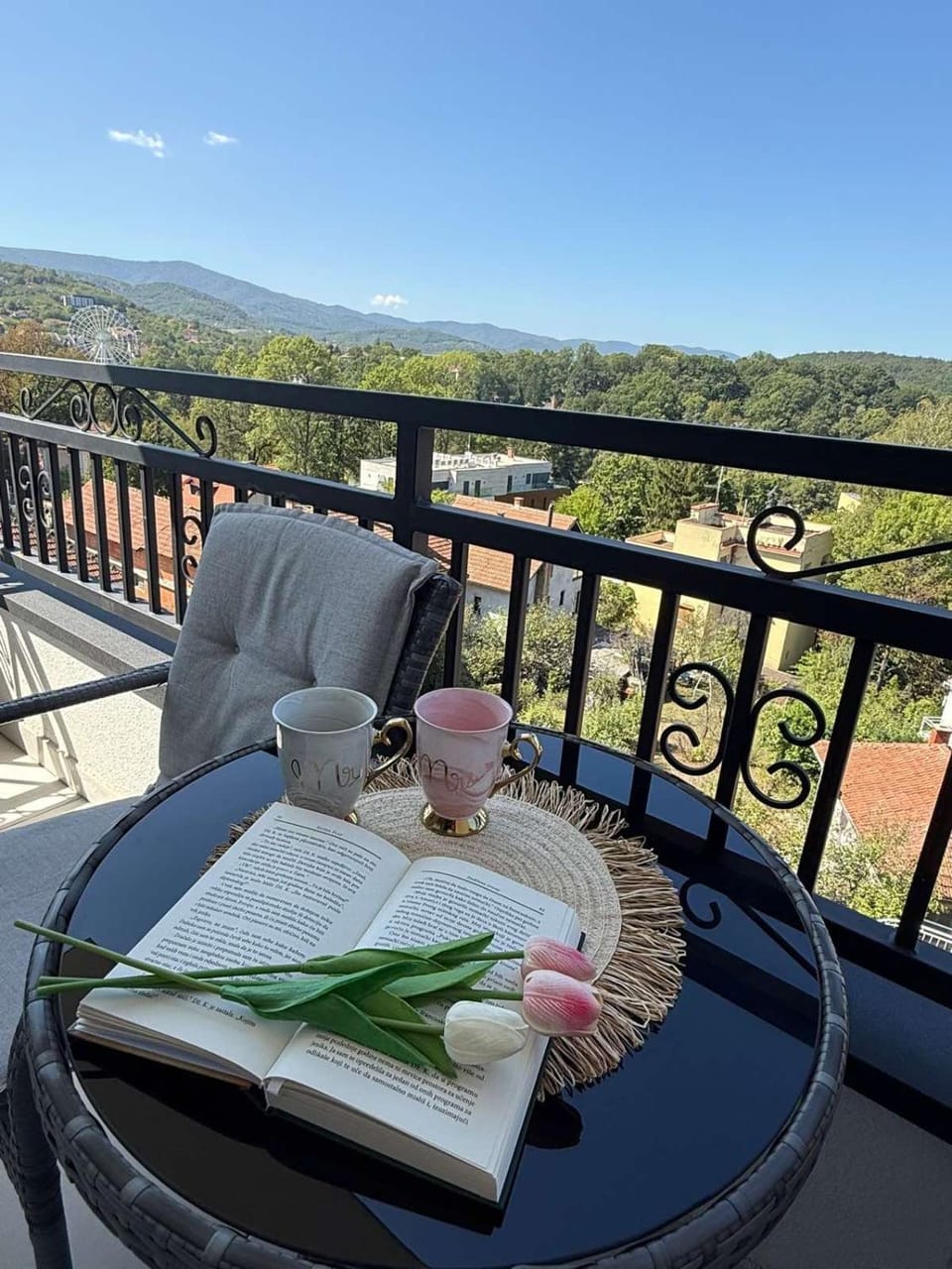 Day, Balcony/Terrace, Landmark view