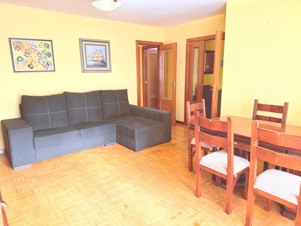 Eduardo Saavedra 27B Apartment in Soria