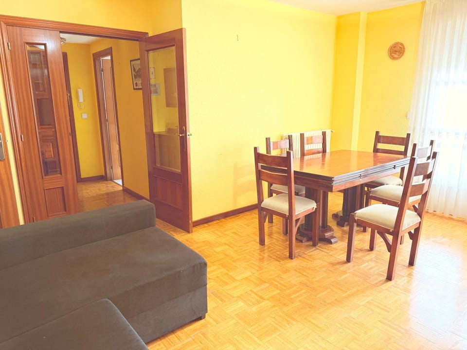 Eduardo Saavedra 27B Apartment in Soria