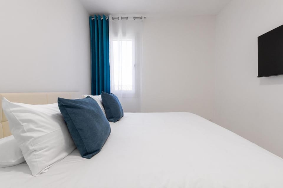 TV and multimedia, Bedroom