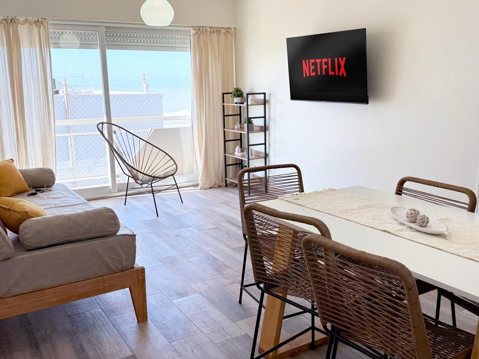 TV and multimedia, Living room, Seating area, Dining area, Sea view