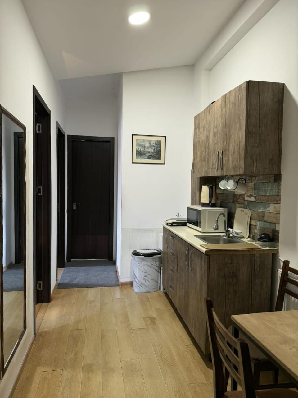 Kitchen or kitchenette