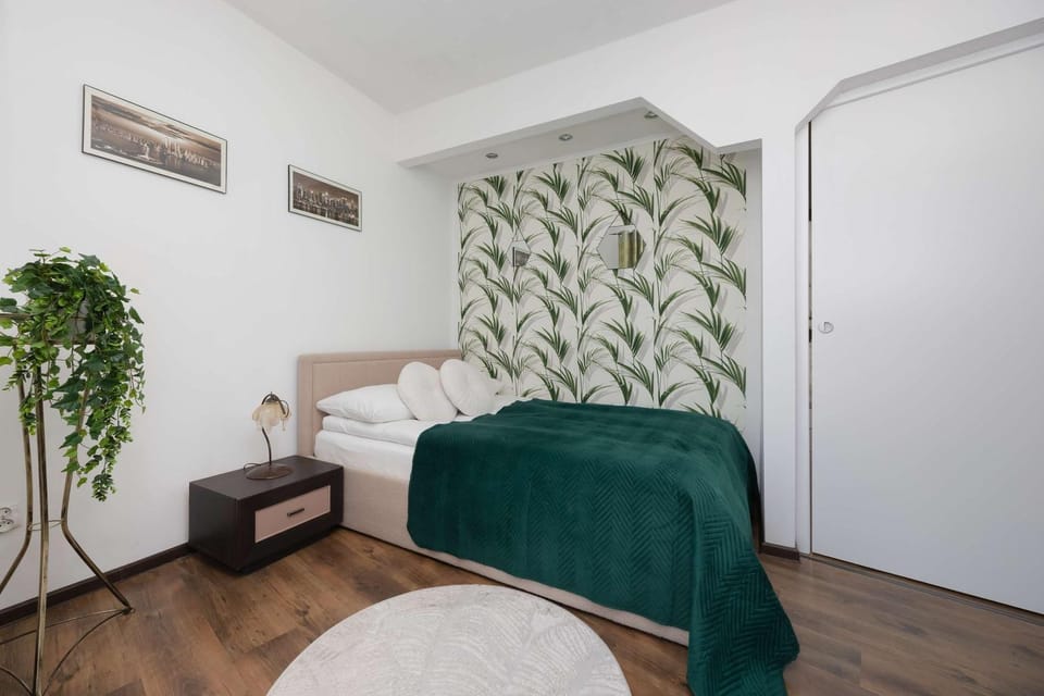 Bed, Photo of the whole room, Bedroom, pet friendly