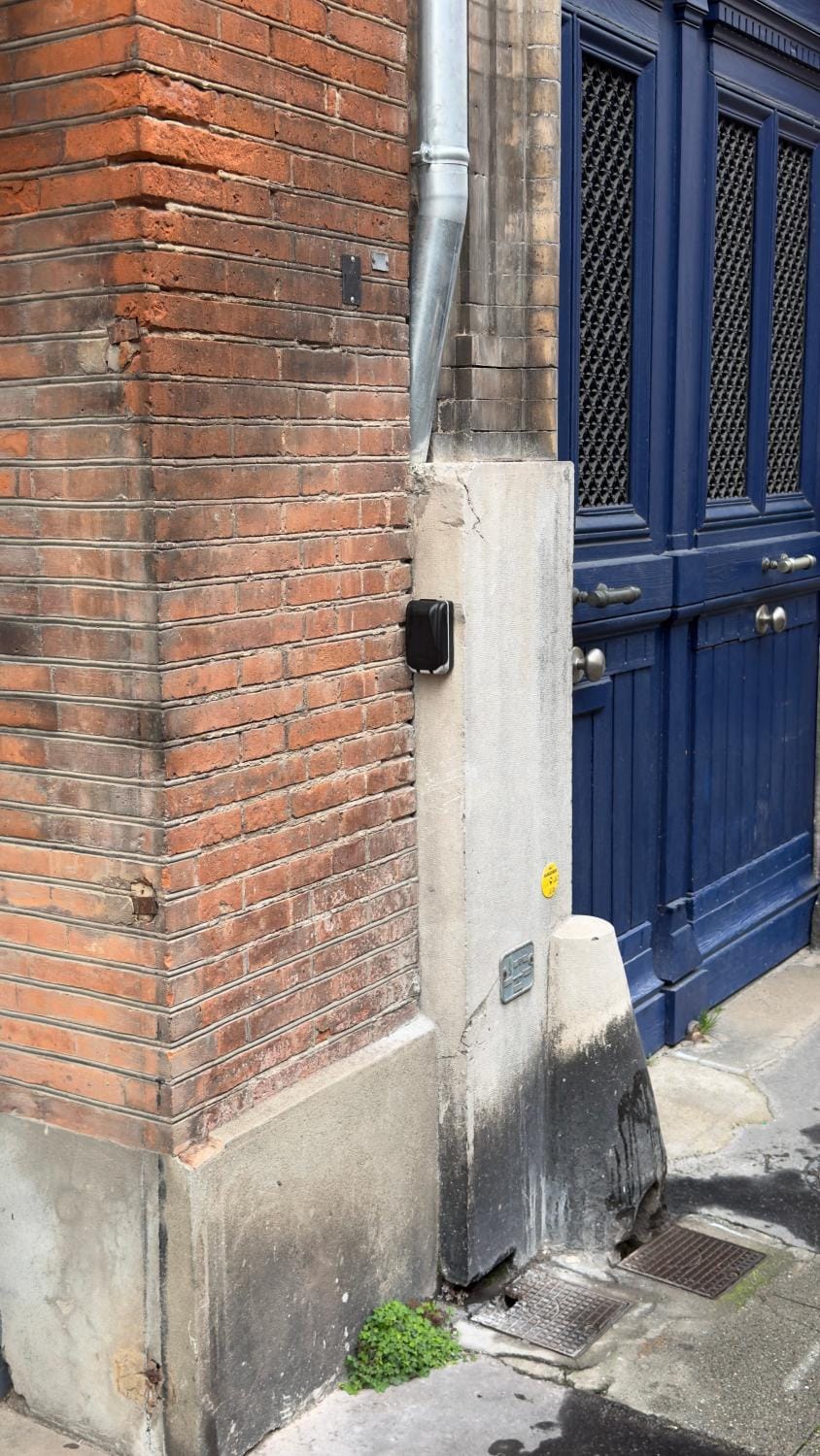 Facade/entrance