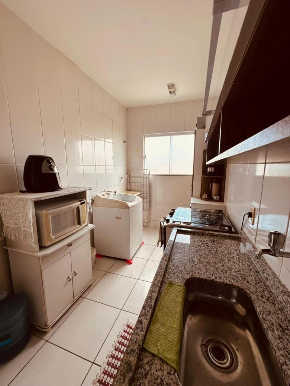 Kitchen or kitchenette, oven, pet friendly, stove