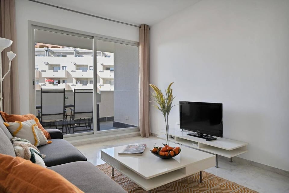 TV and multimedia, Balcony/Terrace, Living room