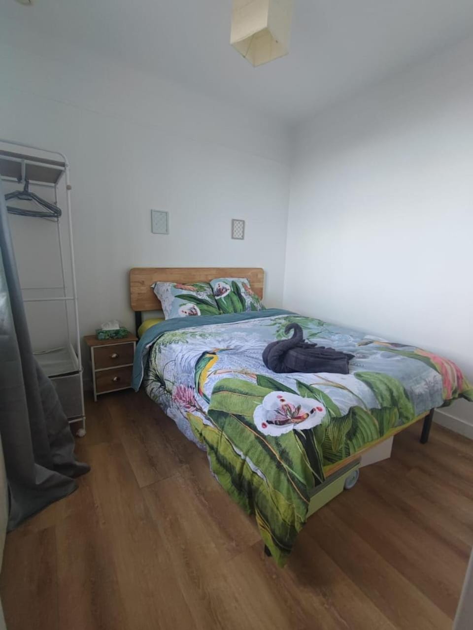 Cosy Apartment near Paris Metro Line 11 Apartment in Paris