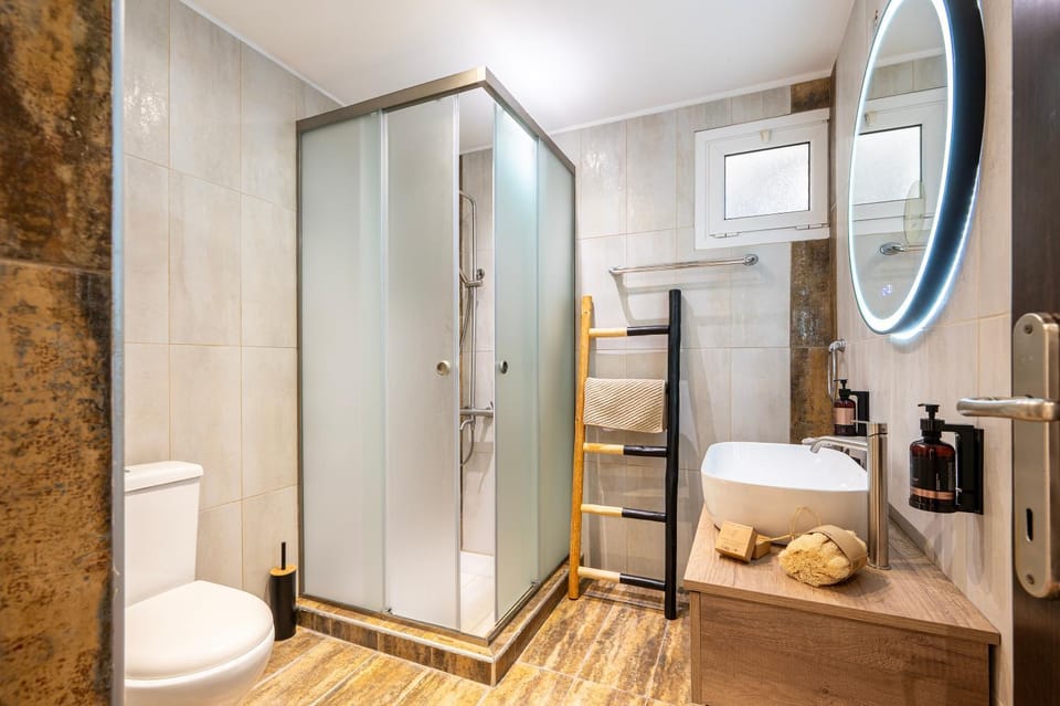 Elaionas Luxe with Private Pool Apartment in Mastihari
