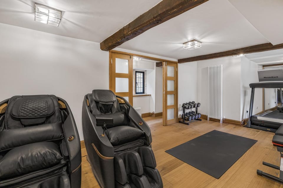 Massage, Spa and wellness centre/facilities