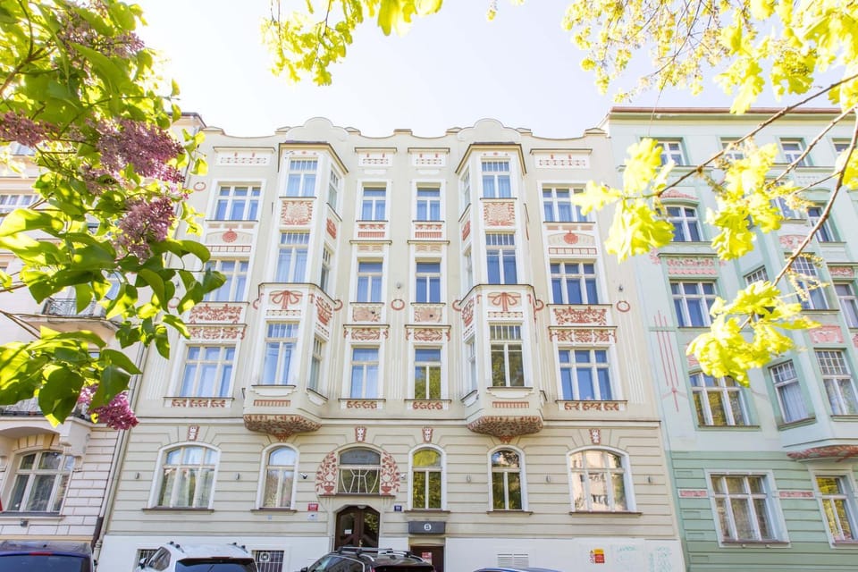 Family 2BDR apartment in Historical Vinohrady Apartment in Prague