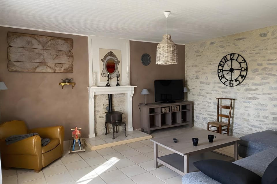 Property building, Living room