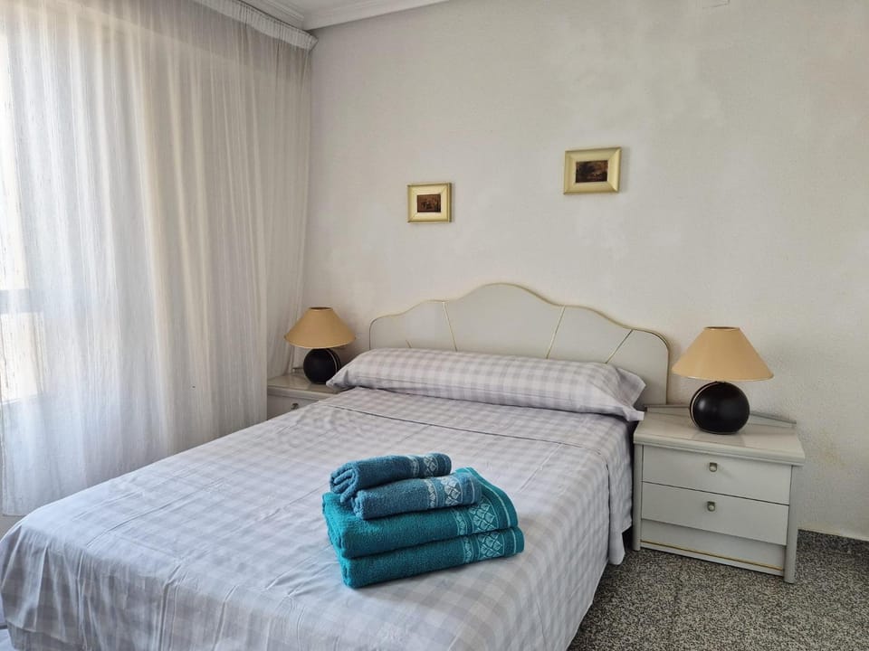 Apartamento primera línea de playa Apartment in Alacantí