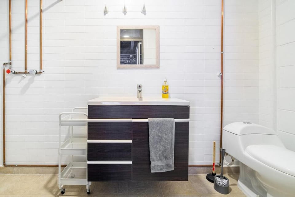 Great Roma Norte Spot Sleeps 16 in 4BR Apartment in Mexico City